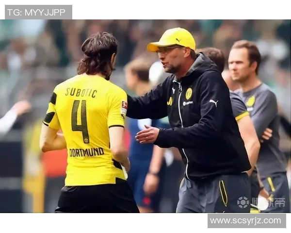 独特风格与个性魅力并存的足球明星们的精彩人生与成就分析 独特风格与个性魅力并存的足球明星们的精彩人生与成就分析