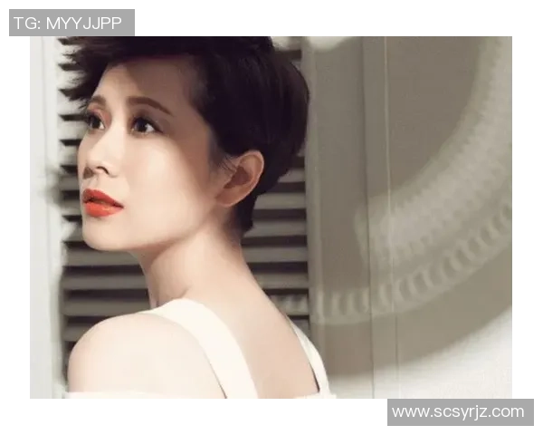 黄娜的足球之路：从青涩少女到职业球员的心路历程