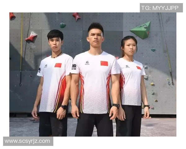 攀岩巨献：探秘南京攀岩队的实力